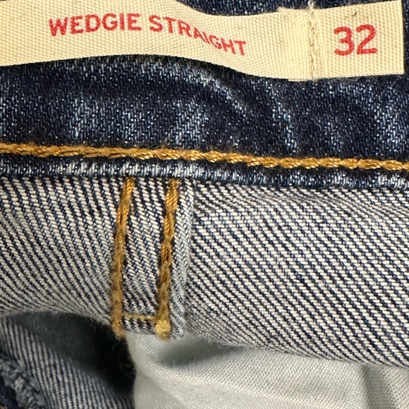 Levi’ Strauss & Co. wedgie straight high rise jeans size 32 - Picture 5 of 7